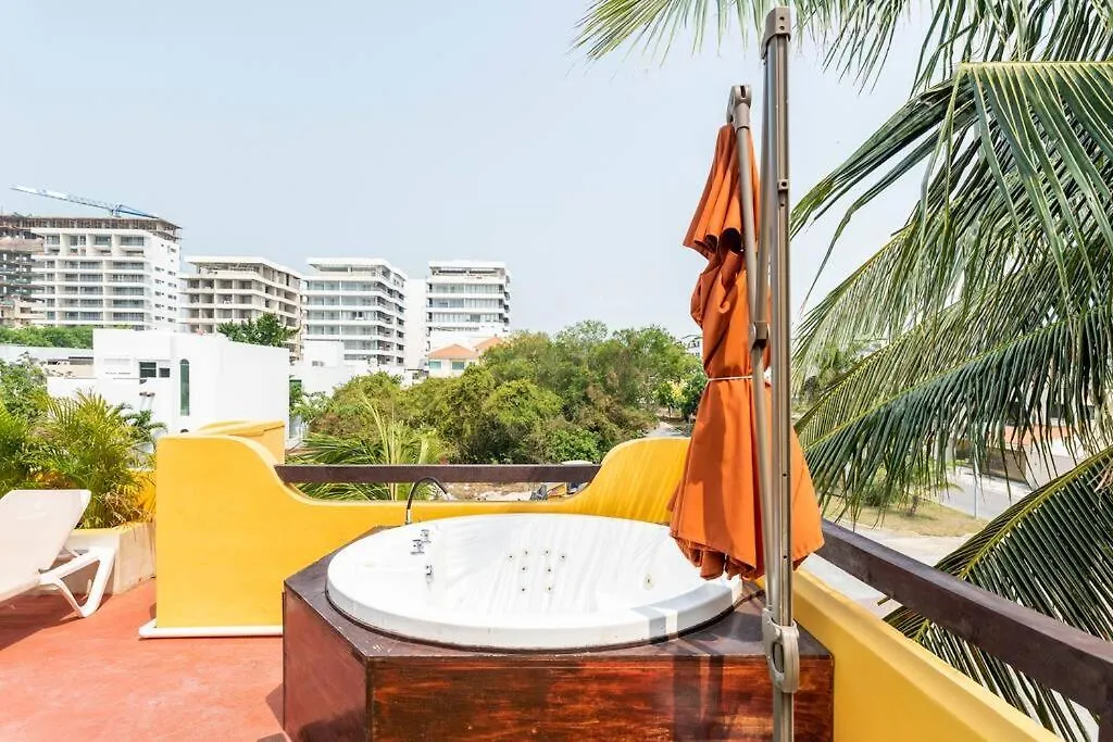 Holiday home Casa Del Sol Cancun, 5 Min Hotel Zone Mexico